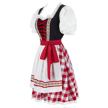 Traditionele Dirndl-jurk met levendige bloemenpatronen