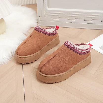 Stijlvolle Dames Slippers van Wol met Warme Platform