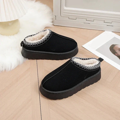 Stijlvolle Dames Slippers van Wol met Warme Platform